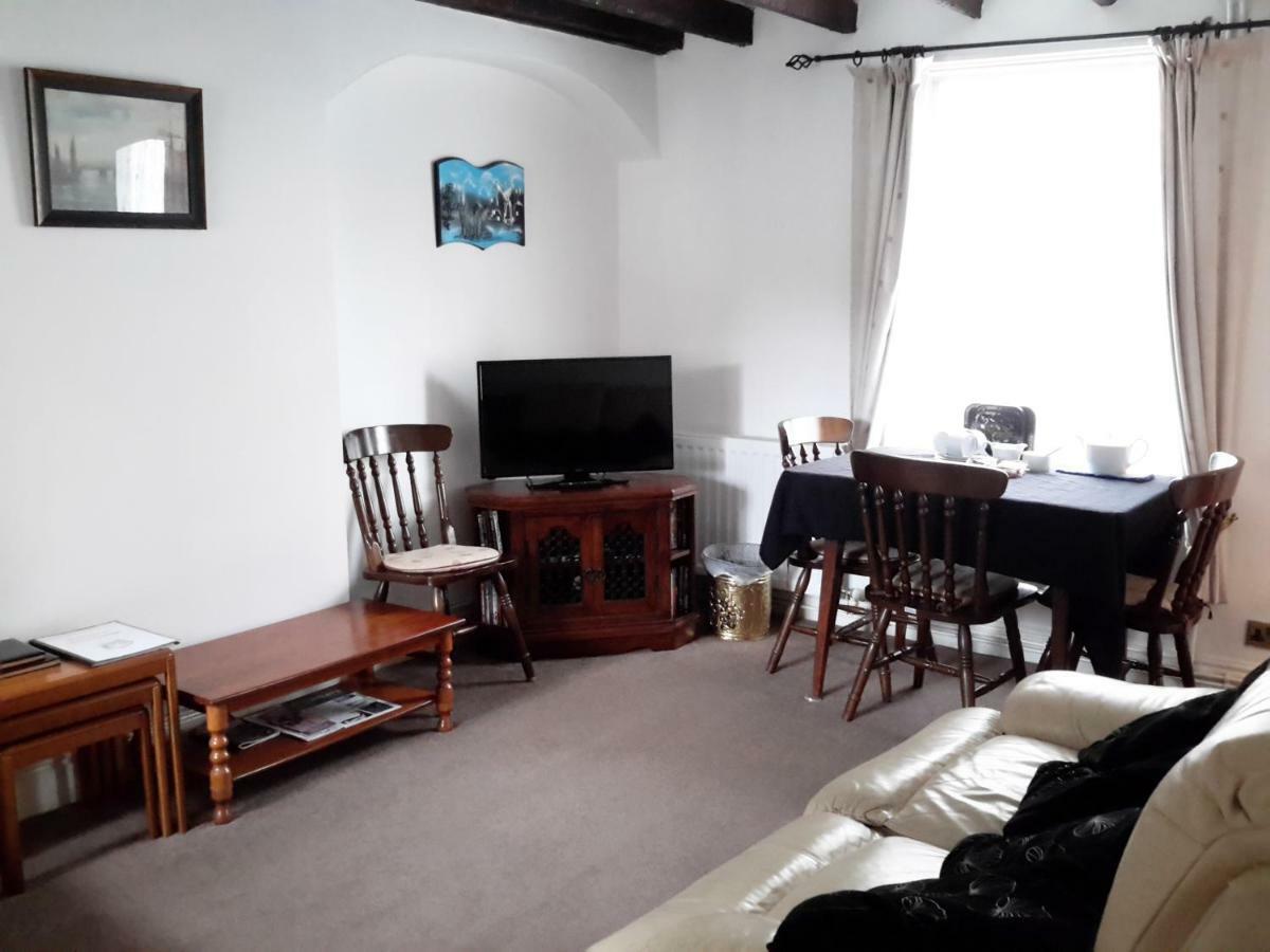 Lupine Cottage Whitby Kültér fotó