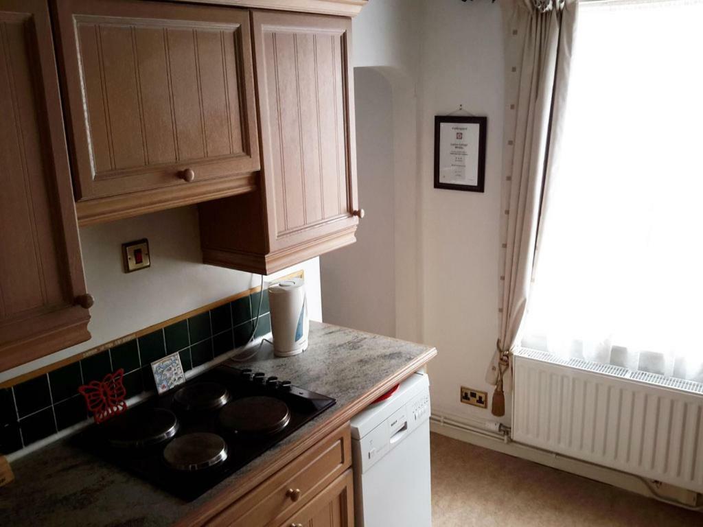 Lupine Cottage Whitby Kültér fotó